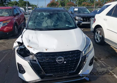 2023 Nissan Kicks Sr Xtronic Cvt from USA, damaged, VIN 3N1CP5DV2PL481493
